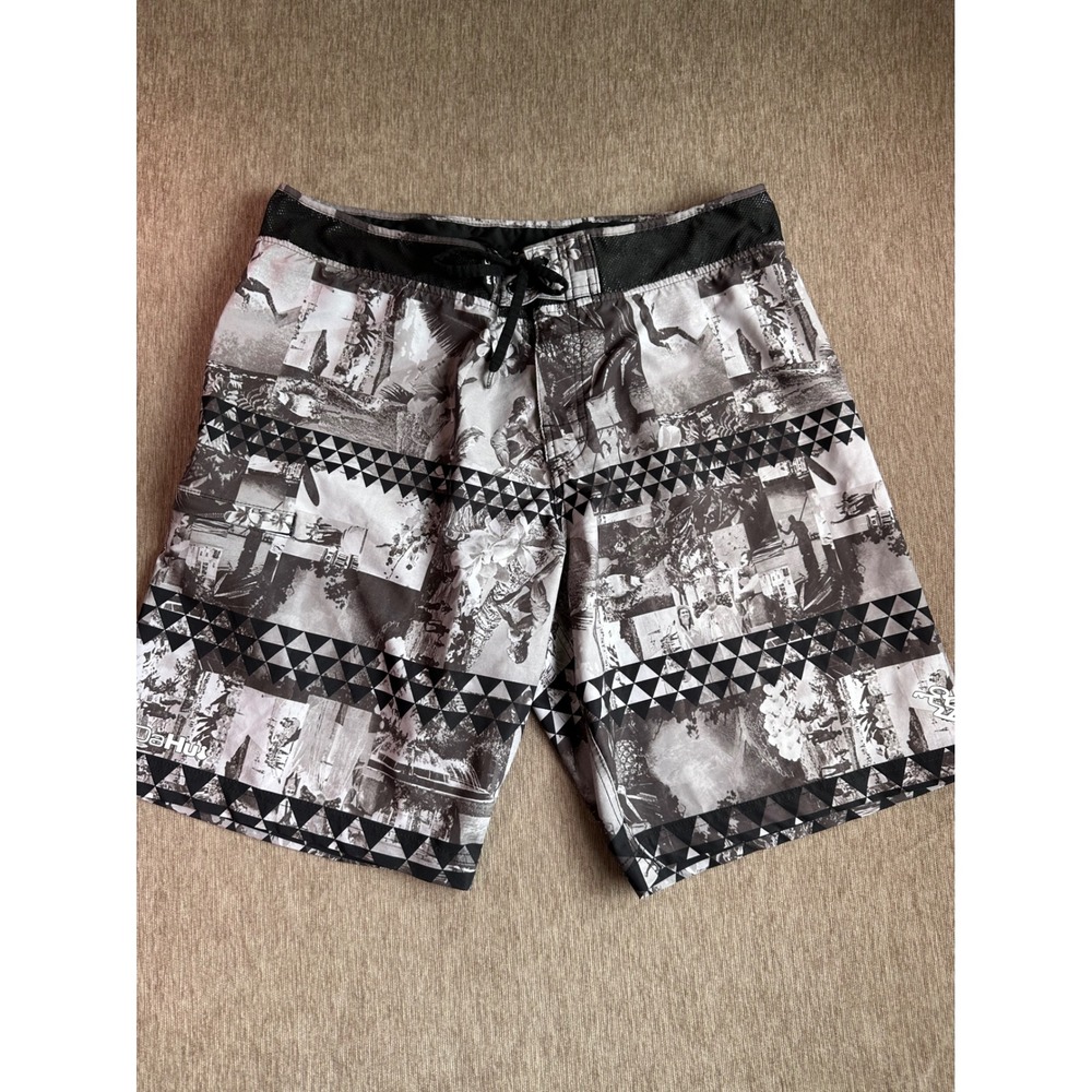 Da Hui Mens Board Shorts Black White Surf Photo Print Swim Trunks Size 34